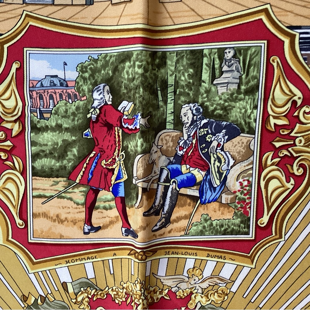 Hermes’ scarf